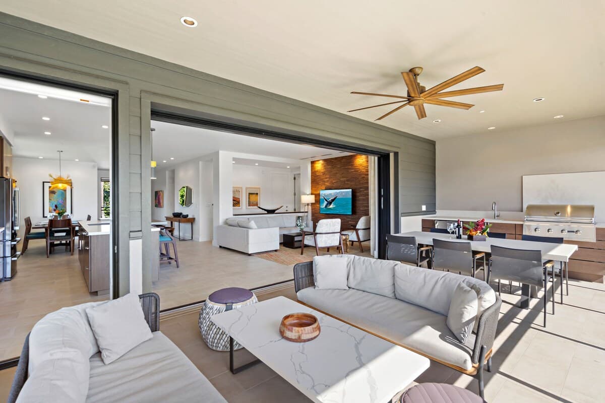 Condo in Lahaina · ★4.9 · 3 bedrooms · 4 beds · 3 baths - Photo 4