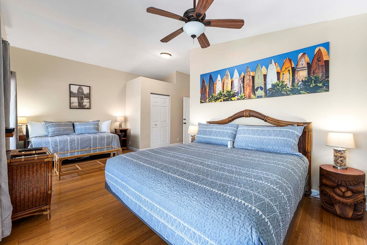Home in Kailua-Kona · ★4.79 · 4 bedrooms · 7 beds · 4 shared baths - Photo 1