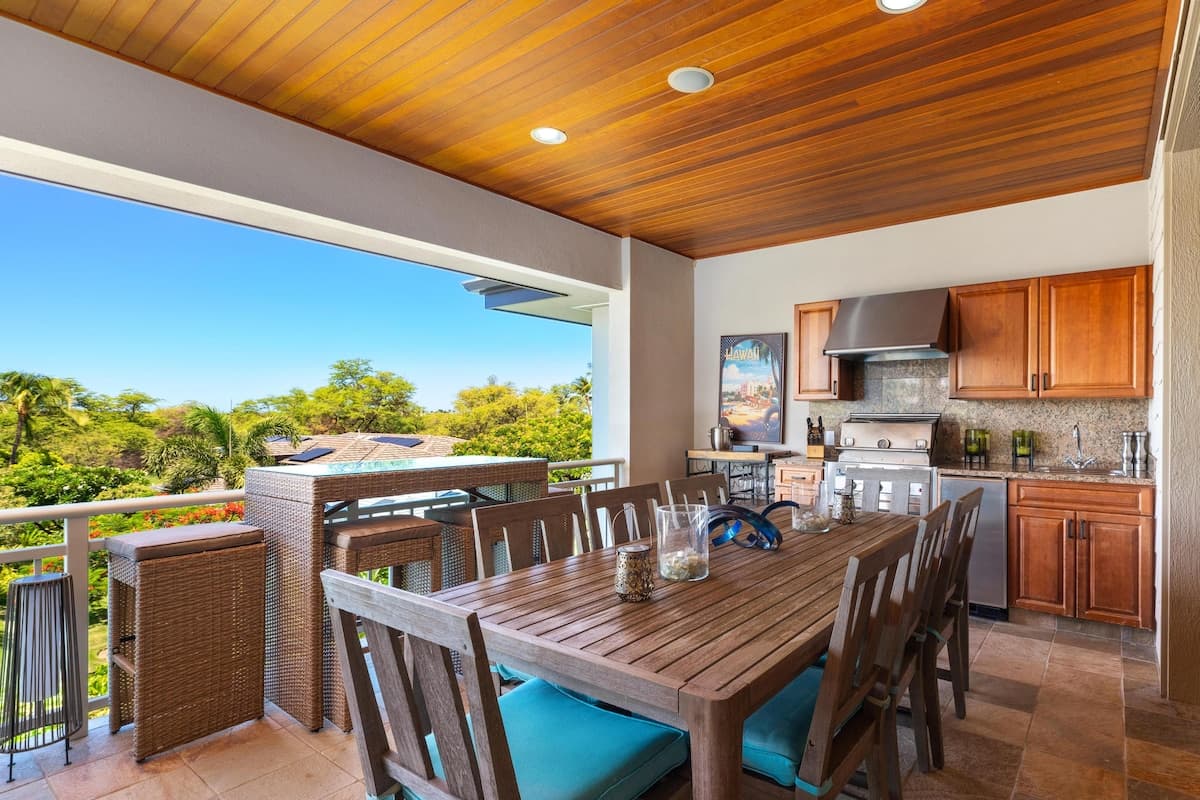 Home in Waimea · ★4.55 · 3 bedrooms · 4 beds · 3 baths - Photo 3