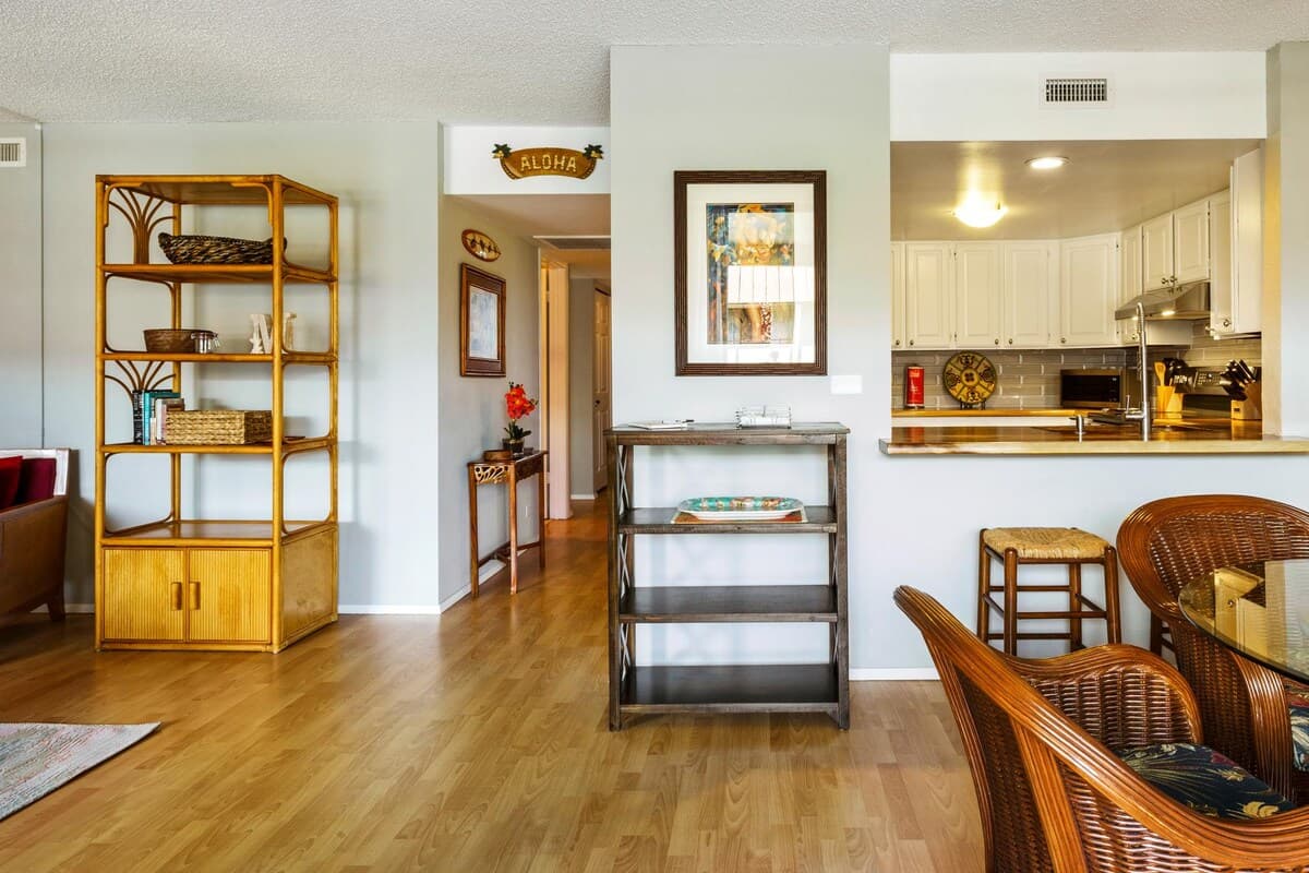 Condo in Kailua-Kona · ★4.67 · 2 bedrooms · 3 beds · 2 shared baths - Photo 2