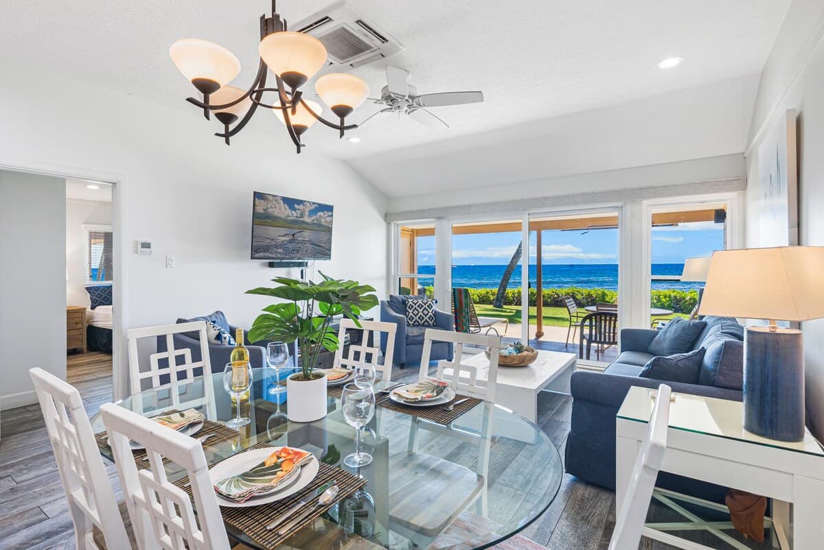 Condo in Lahaina · ★4.71 · 3 bedrooms · 6 beds · 2 private baths - Photo 1