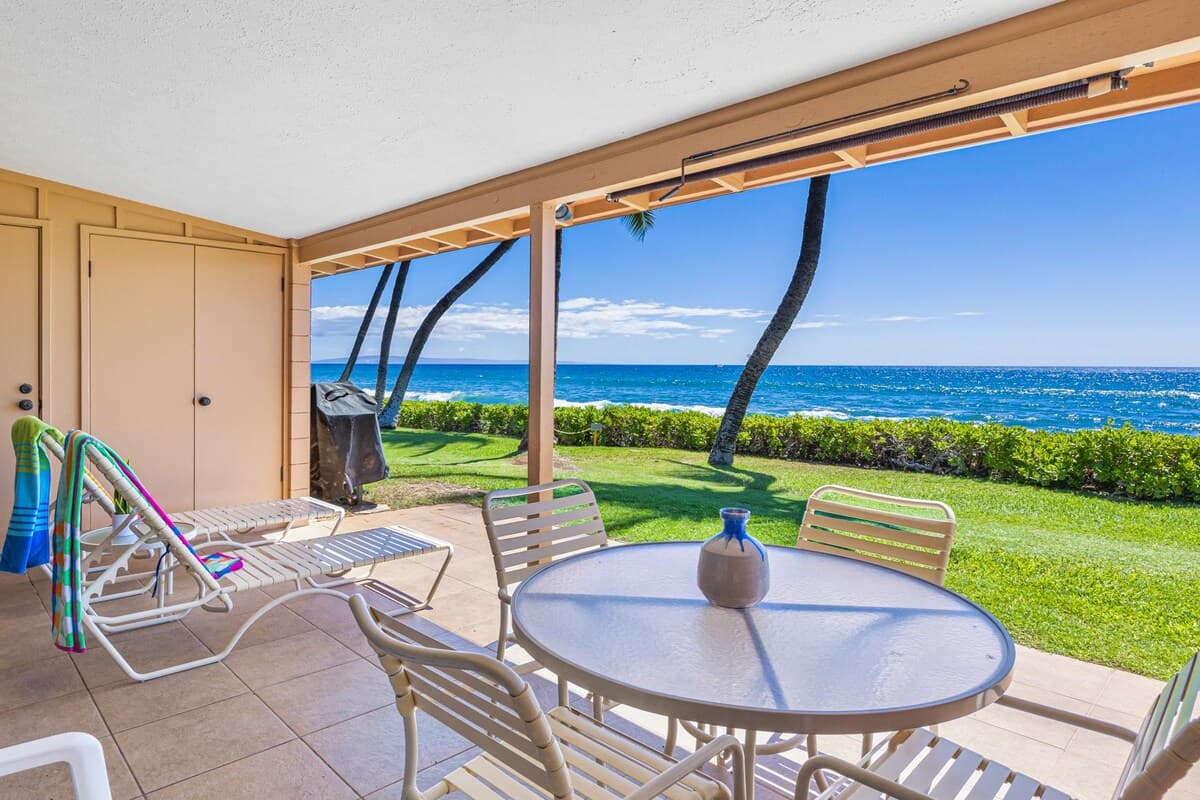 Condo in Lahaina · ★4.71 · 3 bedrooms · 6 beds · 2 private baths - Photo 5