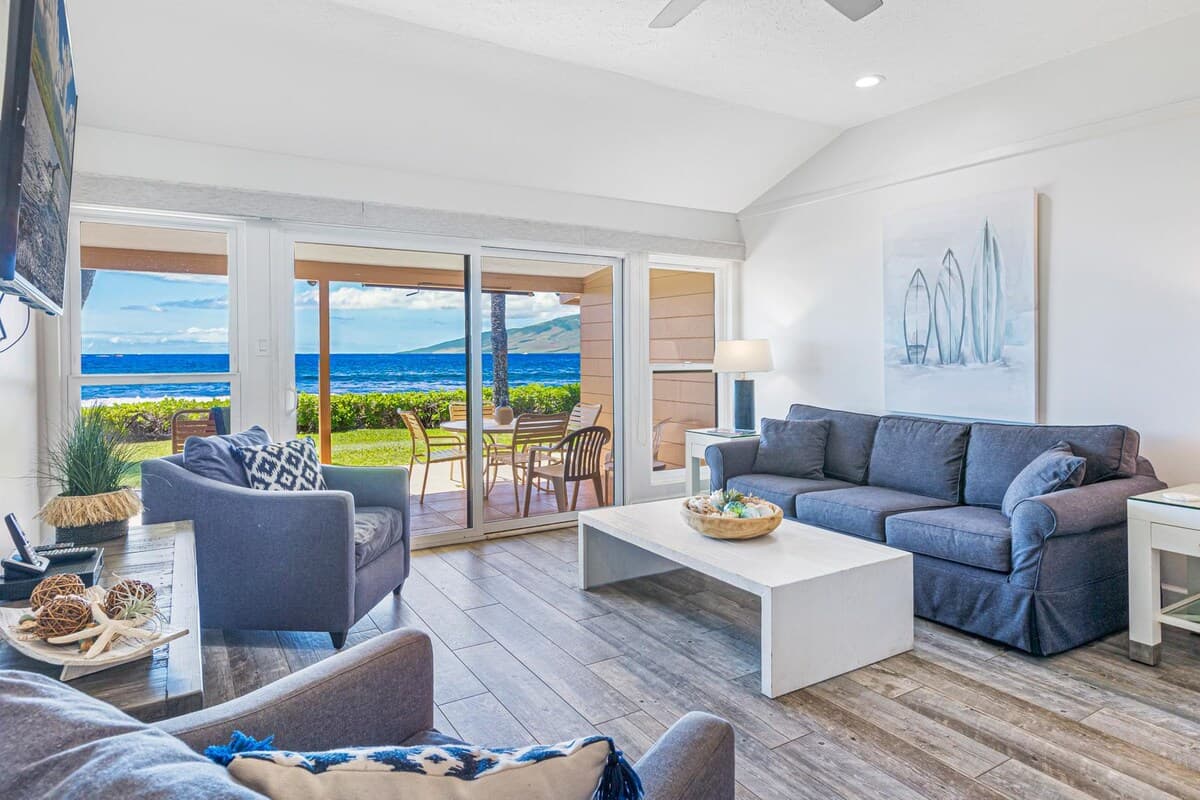 Condo in Lahaina · ★4.71 · 3 bedrooms · 6 beds · 2 private baths - Photo 2