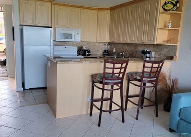 Condo in Lahaina · ★4.71 · 1 bedroom · 1 bed · 1 private bath - Photo 5