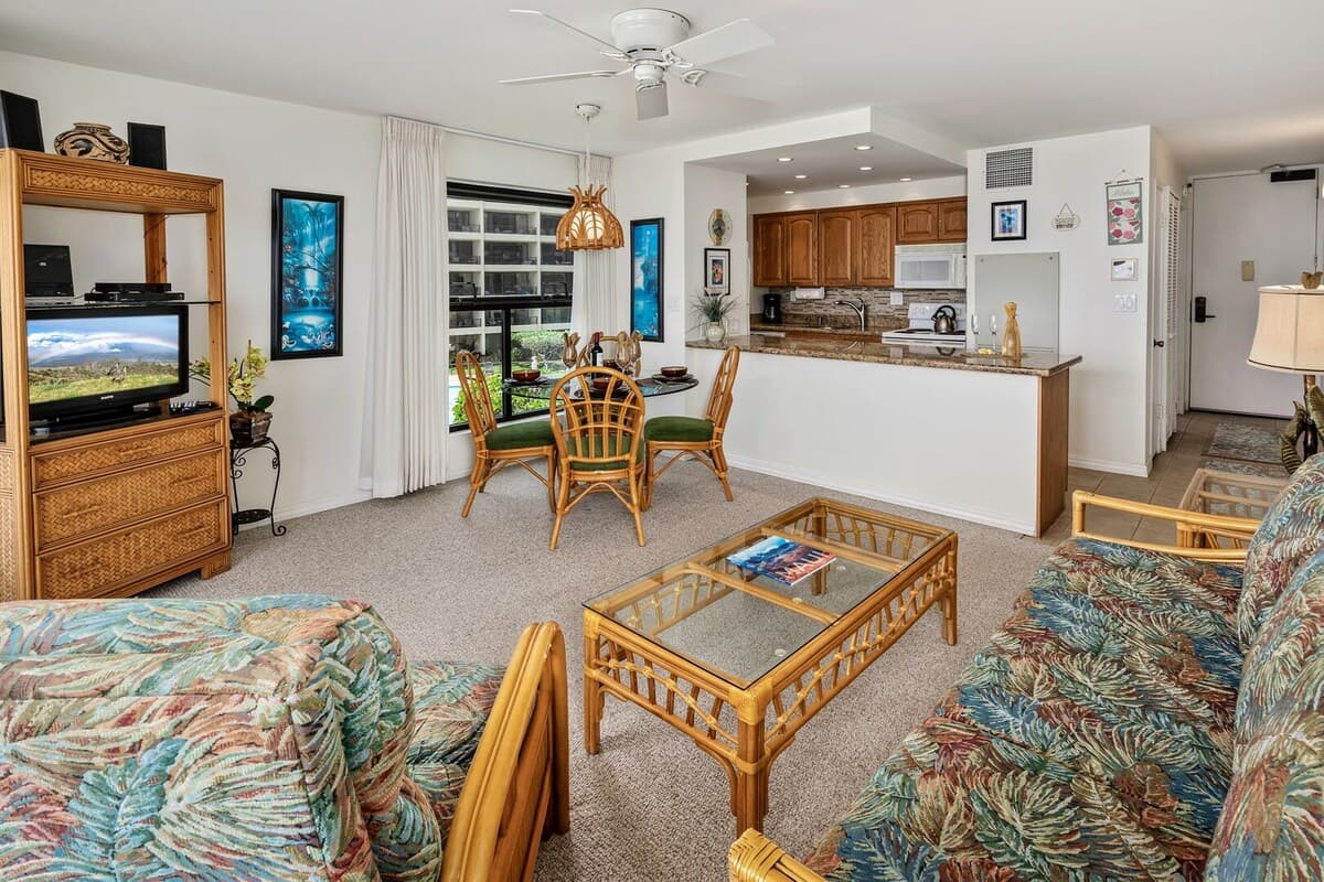 Condo in Kihei · ★4.81 · 1 bedroom · 2 beds · 1 bath - Photo 5