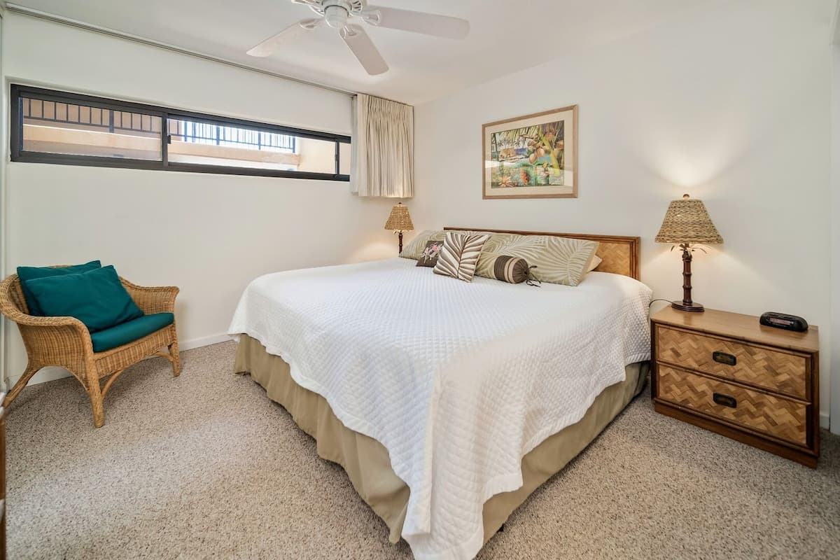 Condo in Kihei · ★4.78 · 1 bedroom · 2 beds · 1 bath - Photo 3