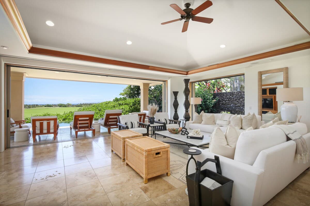 Home in Kailua-Kona · ★5.0 · 4 bedrooms · 4 beds · 4 baths - Photo 5