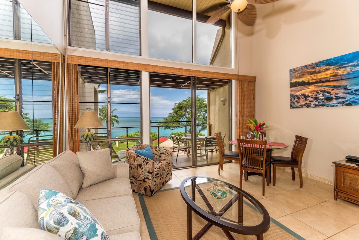 Condo in Lahaina · ★4.78 · 2 bedrooms · 4 beds · 2 baths - Photo 1