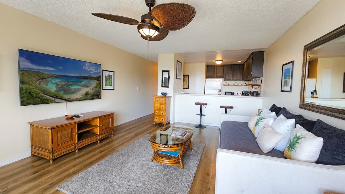 Condo in Kailua-Kona · ★4.67 · 1 bedroom · 1 bed · 1 bath - Photo 5