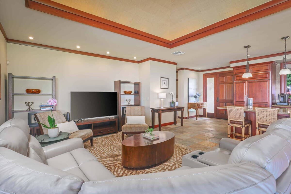Home in Waimea · ★5.0 · 3 bedrooms · 4 beds · 3.5 baths - Photo 5