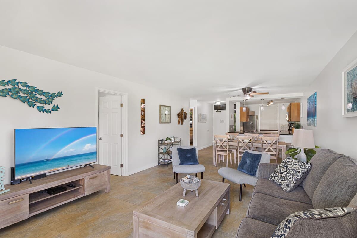 Condo in Kihei · ★4.45 · 2 bedrooms · 4 beds · 2 baths - Photo 3