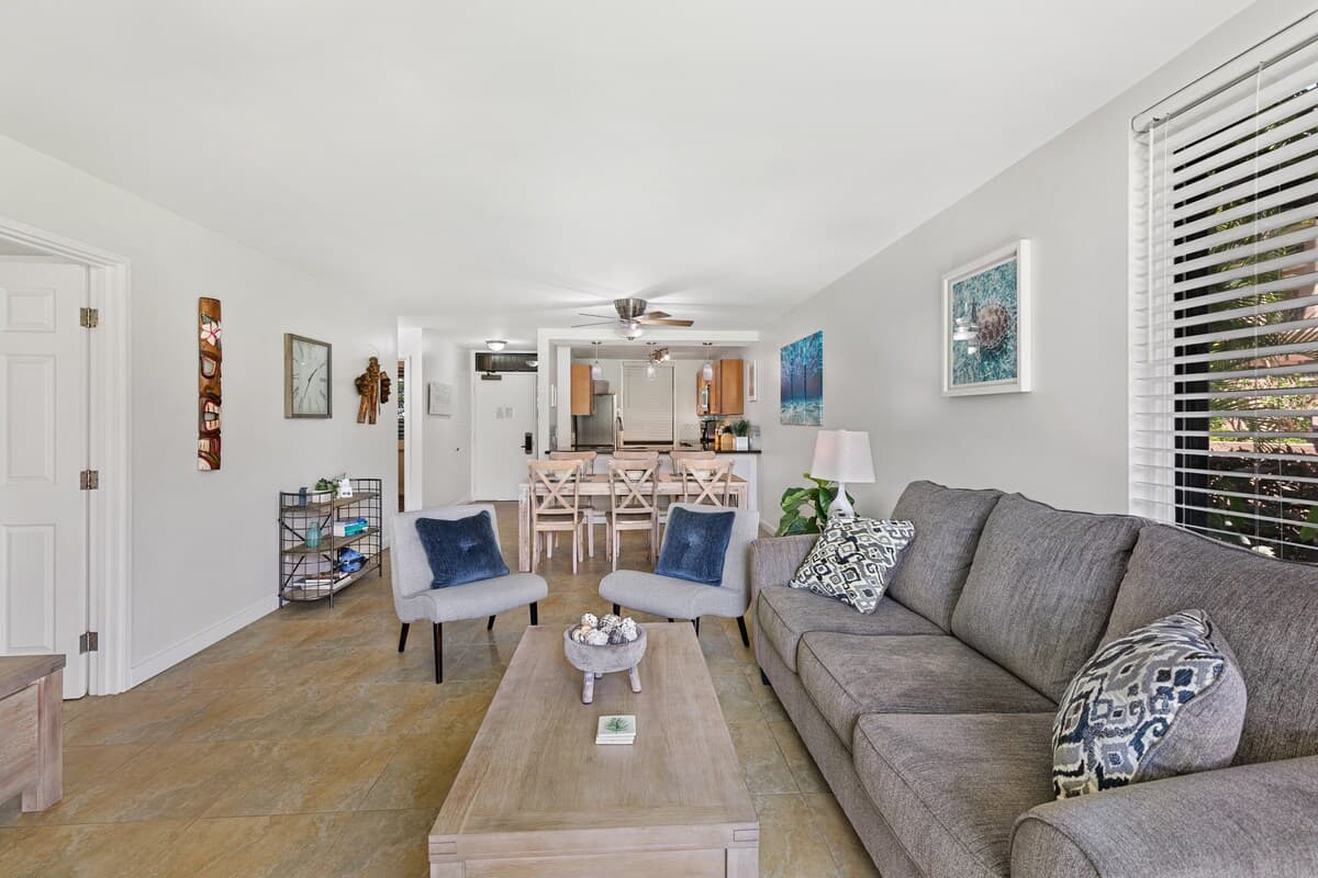 Condo in Kihei · ★4.45 · 2 bedrooms · 4 beds · 2 baths - Photo 2