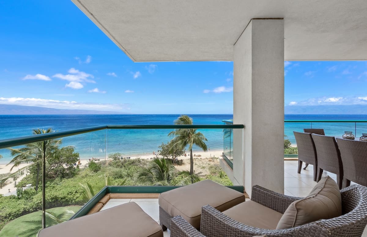 Condo in Lahaina · ★5.0 · 3 bedrooms · 4 beds · 3 baths - Photo 3