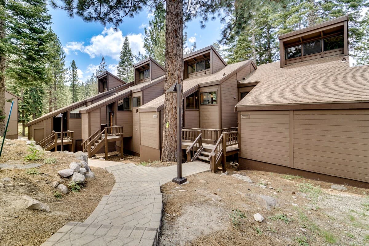 Sugar Pine House Private Deck & Forest Views - Photo 3