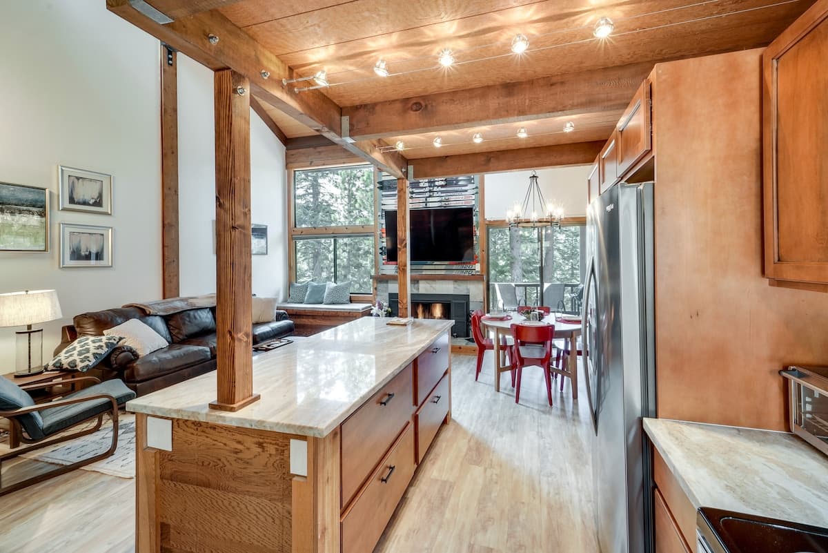 Sugar Pine House Private Deck & Forest Views - Photo 5