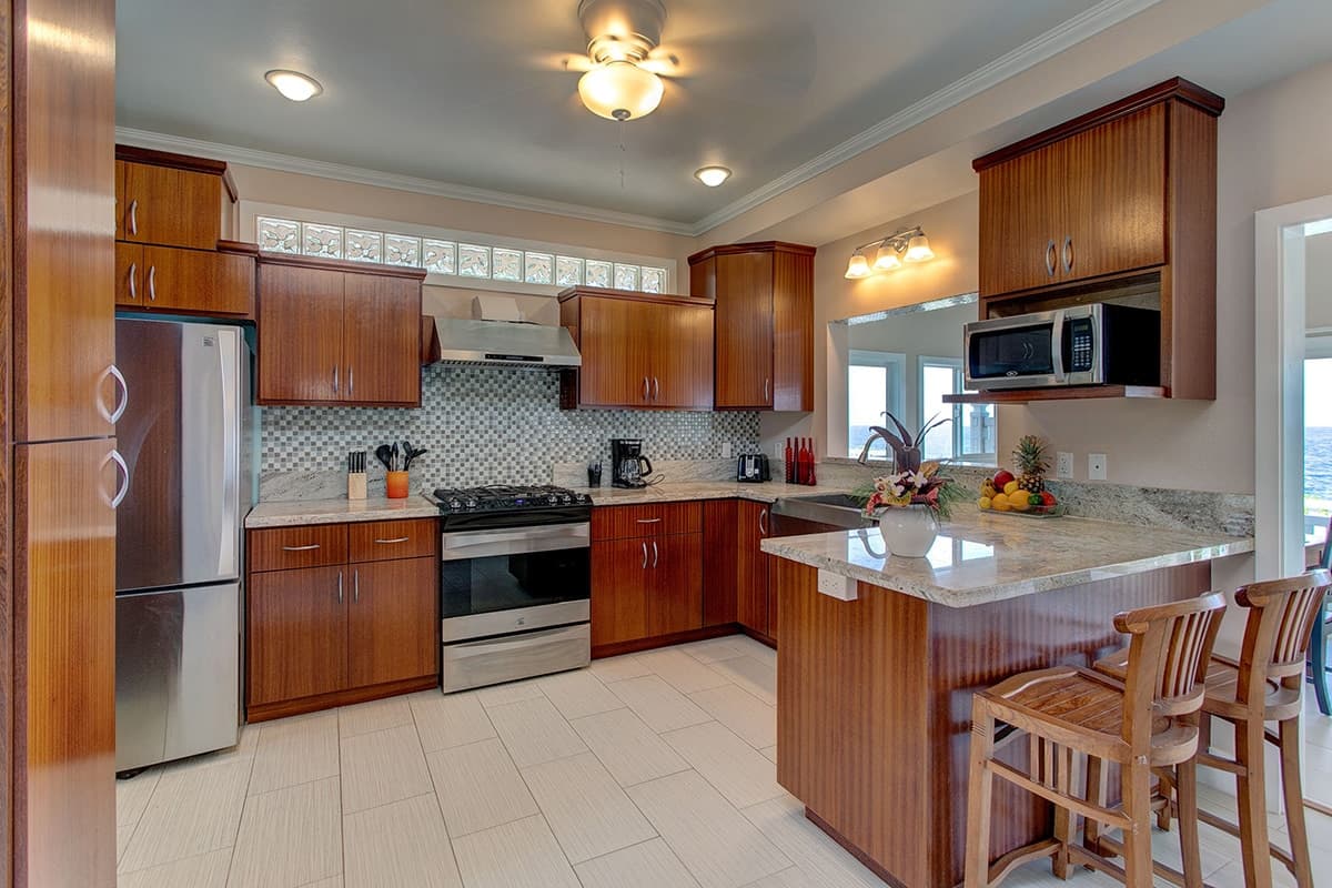 Home in Keaau · ★4.65 · 2 bedrooms · 3 beds · 2 baths - Photo 3