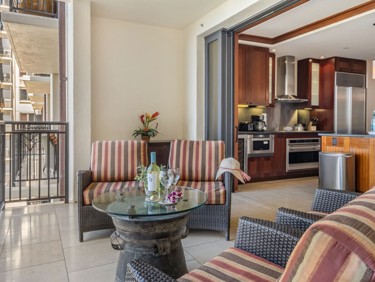 Condo in Kapolei · ★4.75 · 2 bedrooms · 3 beds · 2 private baths - Photo 2
