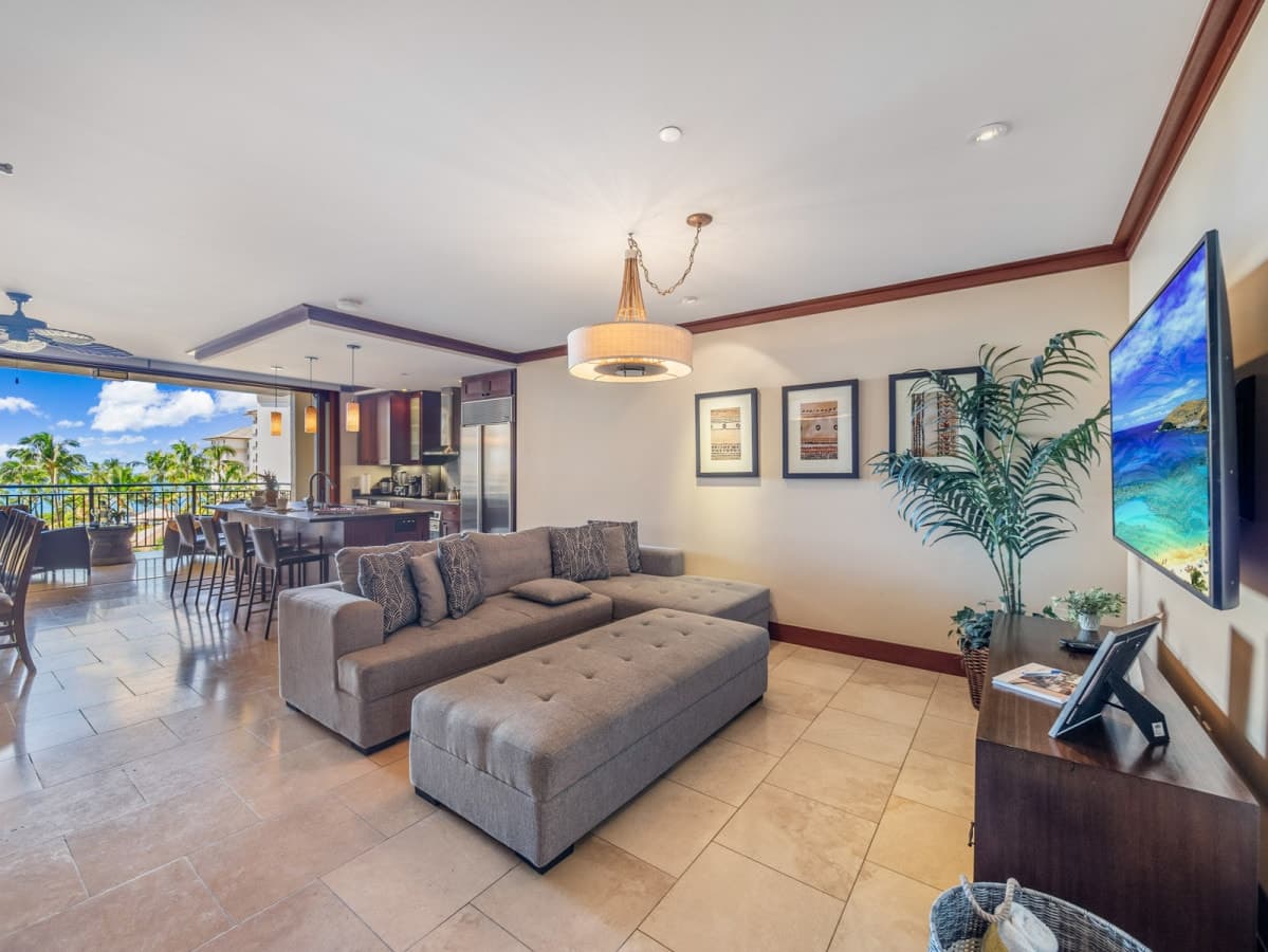 Condo in Kapolei · ★4.75 · 2 bedrooms · 3 beds · 2 private baths - Photo 4