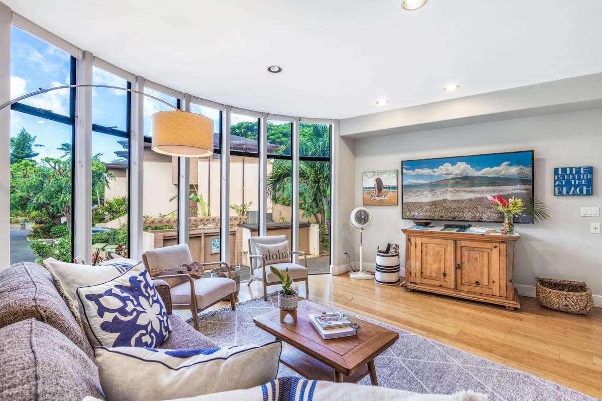 Condo in Lahaina · ★4.78 · 3 bedrooms · 4 beds · 2.5 baths - Photo 1