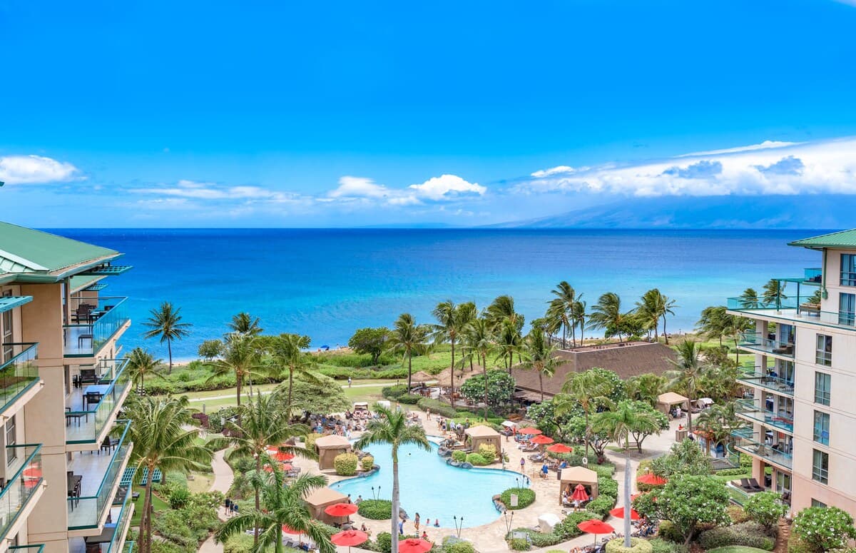 Condo in Lahaina · ★4.91 · 2 bedrooms · 3 beds · 2 baths - Photo 3