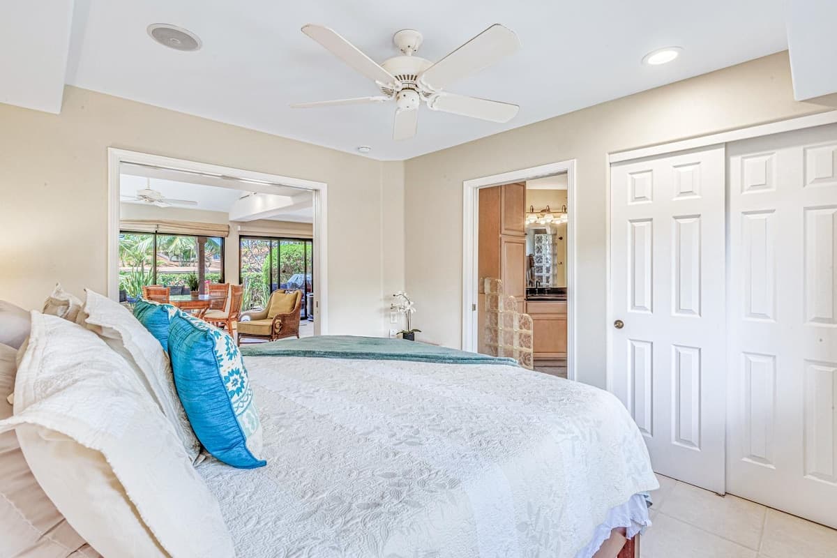 Townhouse in Lahaina · ★4.33 · 1 bedroom · 1 bed · 1 private bath - Photo 5