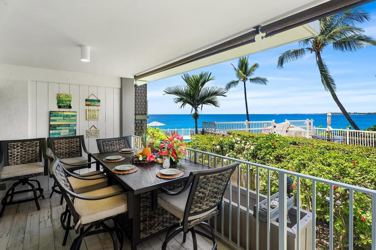 Condo in Kailua-Kona · ★4.79 · 2 bedrooms · 3 beds · 2 private baths - Photo 1