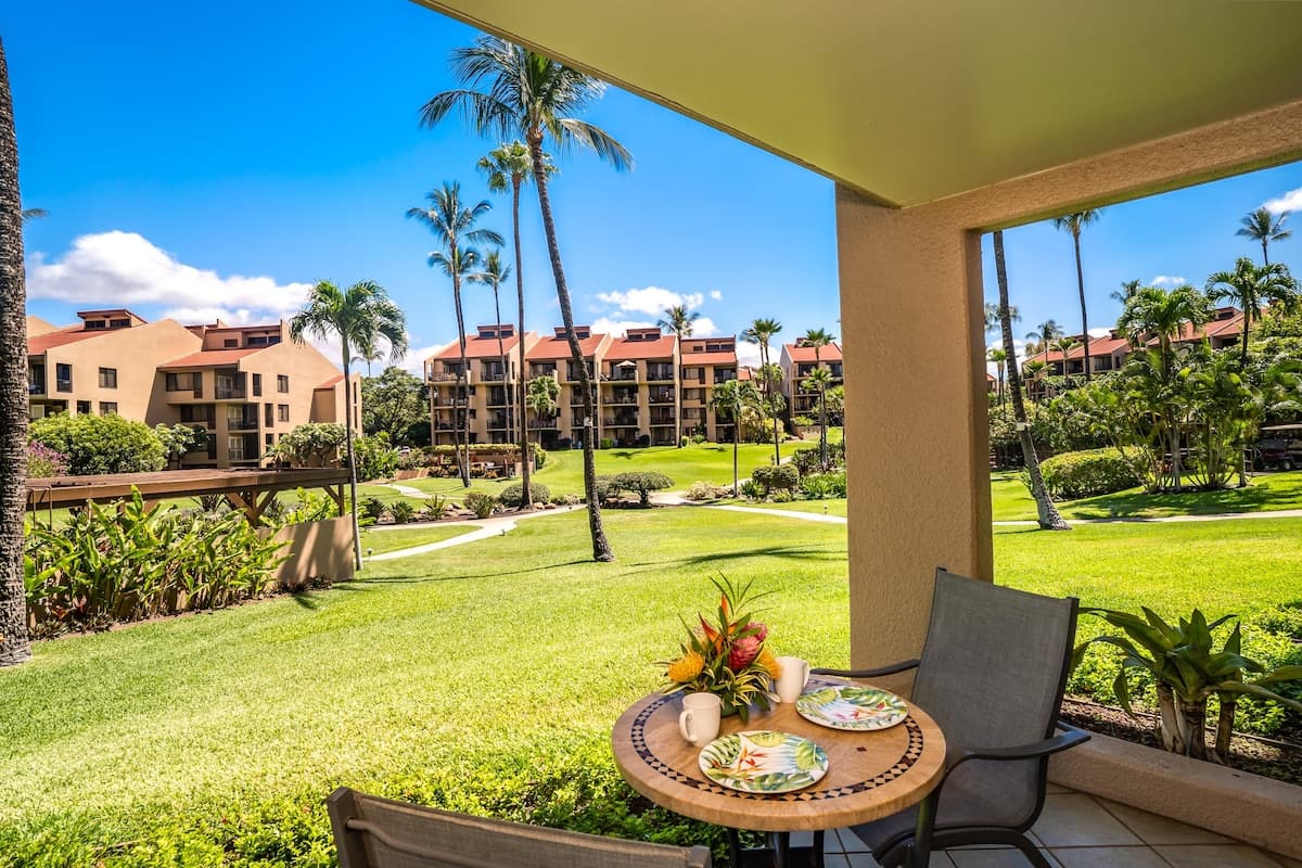 Condo in Kihei · ★4.67 · 1 bedroom · 2 beds · 2 shared baths - Photo 3