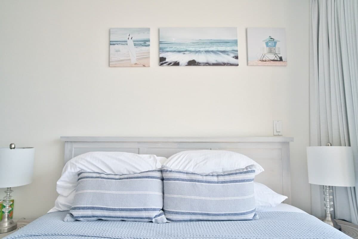 Comfy Studio in Heart of Waikiki with parking - Photo 3