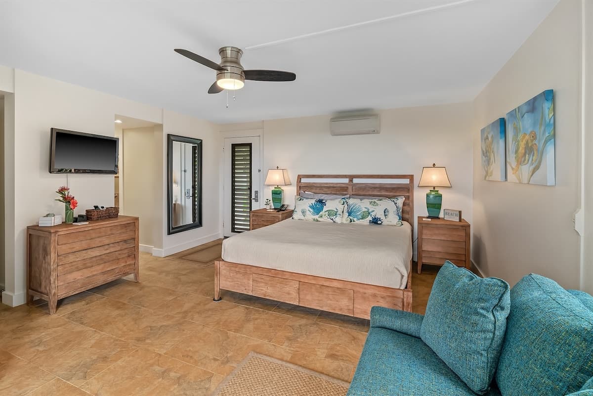 Condo in Princeville · ★4.87 · 1 bedroom · 2 beds · 1 private bath - Photo 1