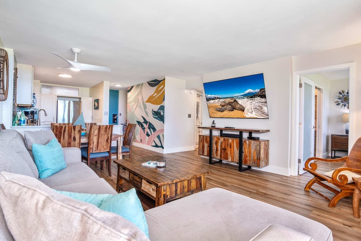 Condo in Kihei · ★4.93 · 2 bedrooms · 3 beds · 2 baths - Photo 3
