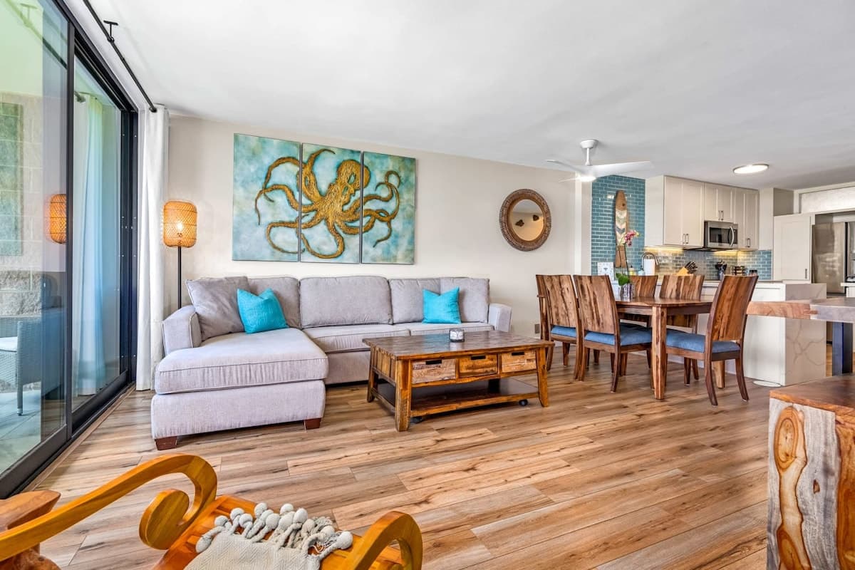 Condo in Kihei · ★4.93 · 2 bedrooms · 3 beds · 2 baths - Photo 4
