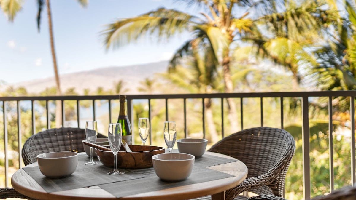 Condo in Kihei · ★4.42 · 2 bedrooms · 3 beds · 2 private baths - Photo 1
