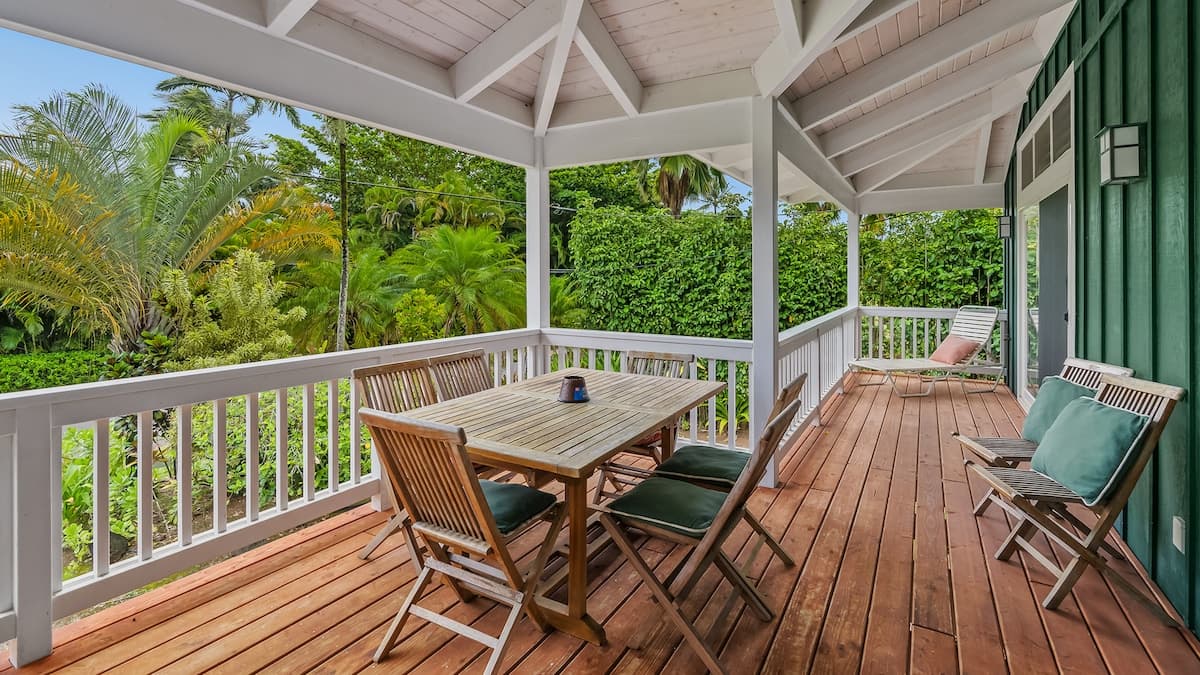 Home in Kilauea · ★4.71 · 3 bedrooms · 4 beds · 2.5 baths - Photo 2