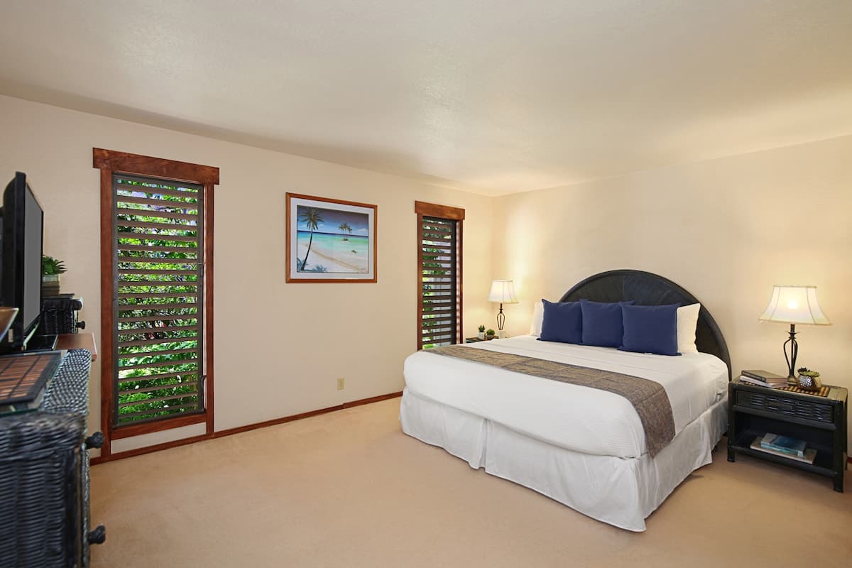 Condo in Koloa · ★4.69 · 1 bedroom · 2 beds · 1 shared bath - Photo 1