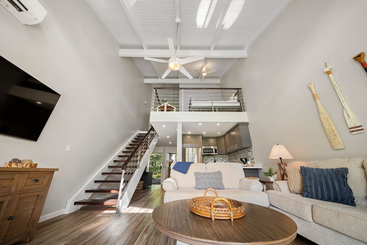 Condo in Kahuku · ★4.8 · 2 bedrooms · 4 beds · 2 shared baths - Photo 3