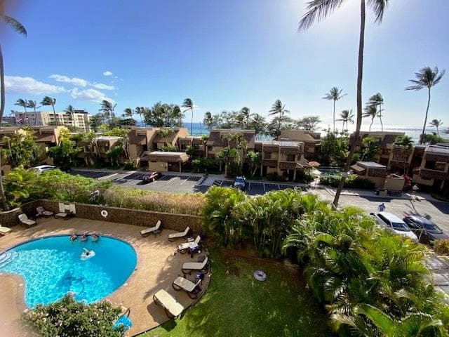 Condo in Kihei · ★4.62 · 3 bedrooms · 5 beds · 2 baths - Photo 3