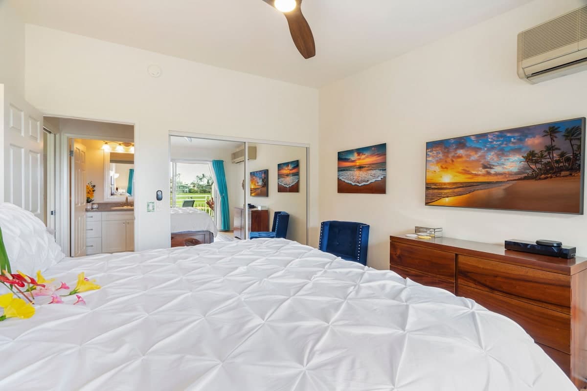 Condo in Princeville · ★4.93 · 2 bedrooms · 2 beds · 2 baths - Photo 3