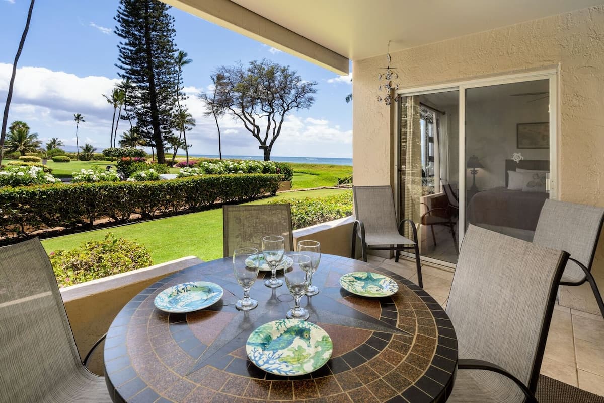 Condo in Kihei · ★4.69 · 2 bedrooms · 4 beds · 2 baths - Photo 1