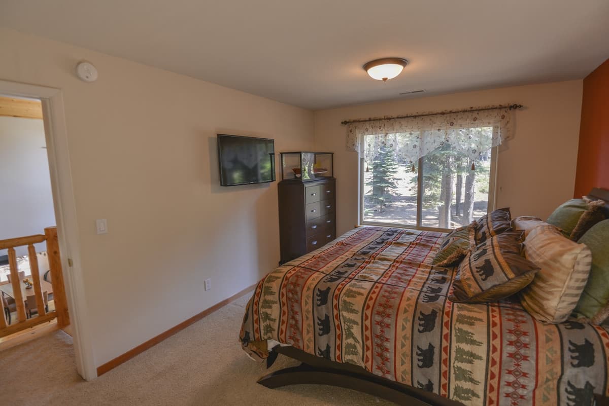 Kantor's Hideout Family Cabin with Hot Tub & Pool - Photo 2
