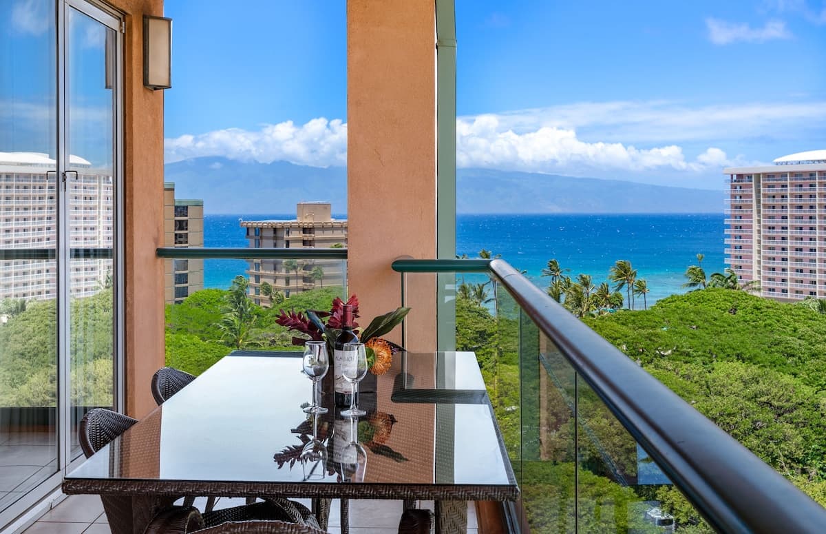 Condo in Lahaina · ★4.8 · 2 bedrooms · 3 beds · 2 baths - Photo 1