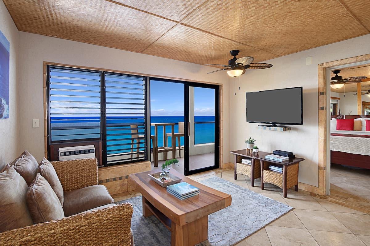 Condo in Koloa · ★4.79 · 2 bedrooms · 2 beds · 1 bath - Photo 2