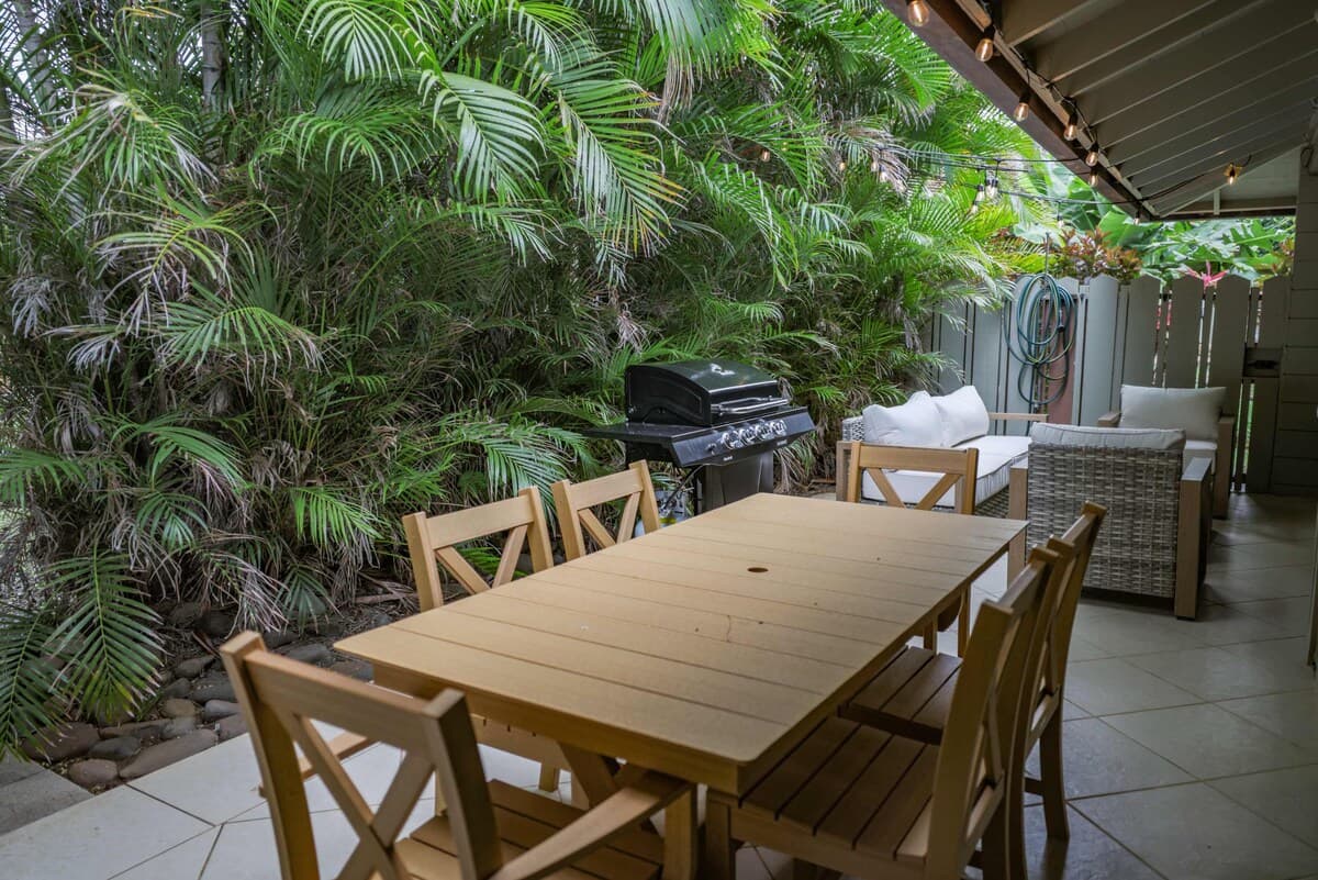 Townhouse in Lahaina · ★4.95 · 3 bedrooms · 4 beds · 4 baths - Photo 3