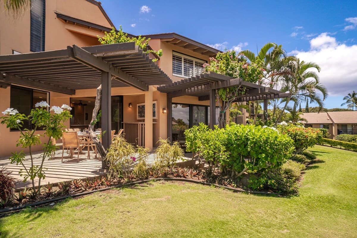 Condo in Kihei · ★4.7 · 2 bedrooms · 4 beds · 2.5 baths - Photo 5
