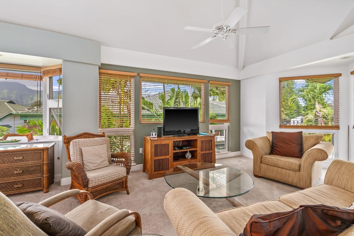 Condo in Princeville · ★4.62 · 3 bedrooms · 3 beds · 3 private baths - Photo 1