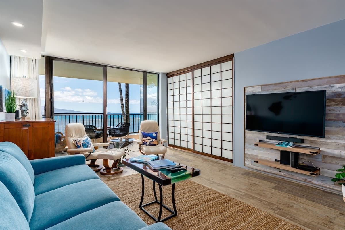 Condo in Wailuku · ★4.94 · 2 bedrooms · 4 beds · 2 baths - Photo 5