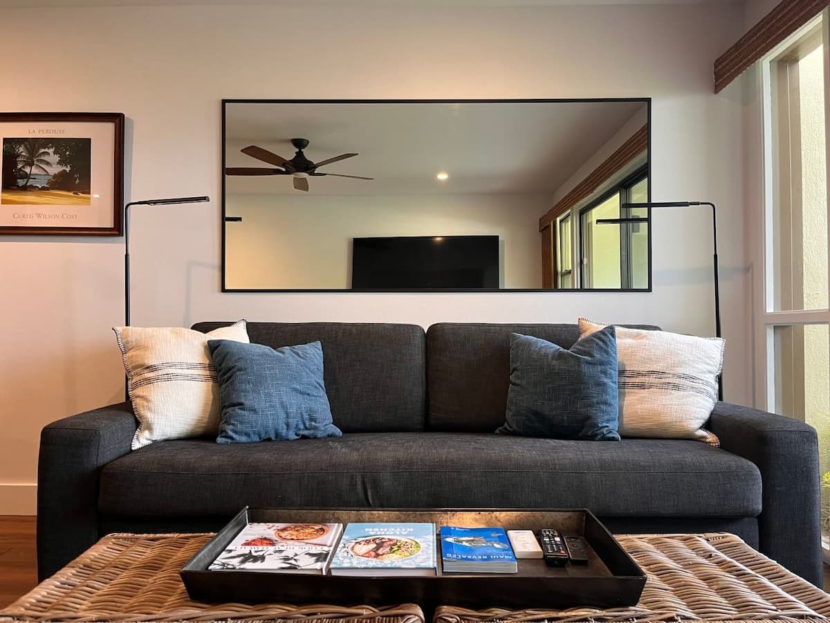 Condo in Wailuku · ★4.96 · 1 bedroom · 2 beds · 1 private bath - Photo 2