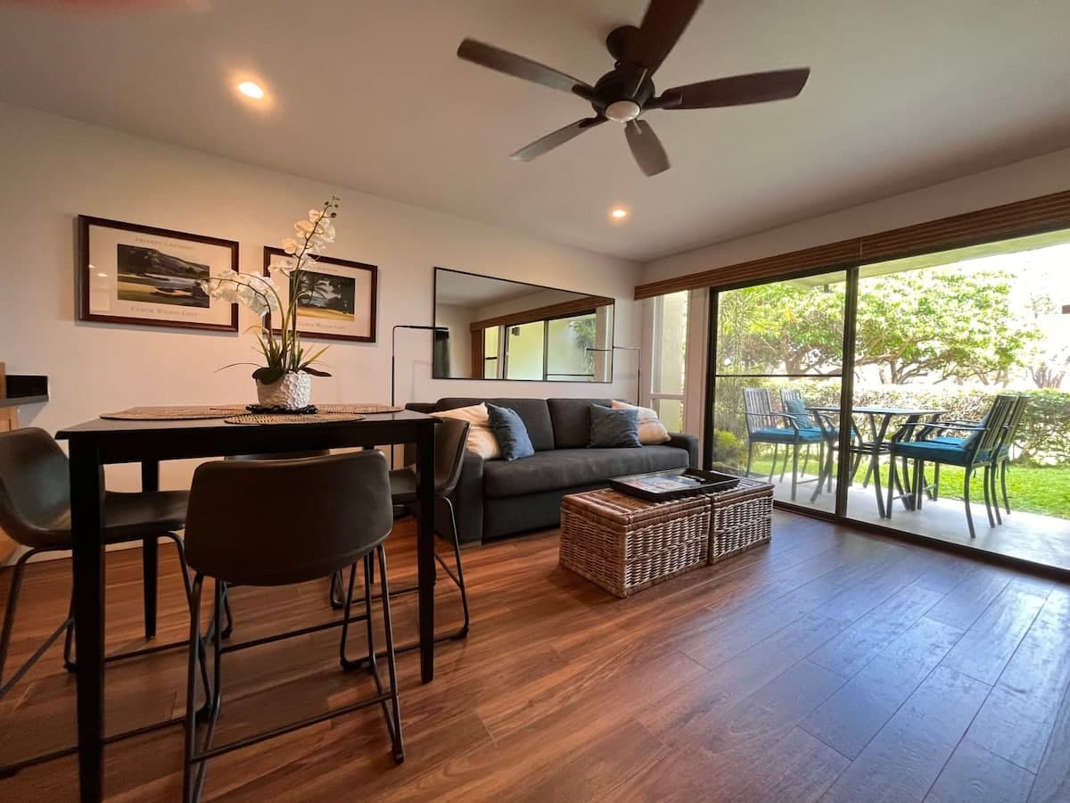 Condo in Wailuku · ★4.96 · 1 bedroom · 2 beds · 1 private bath - Photo 1