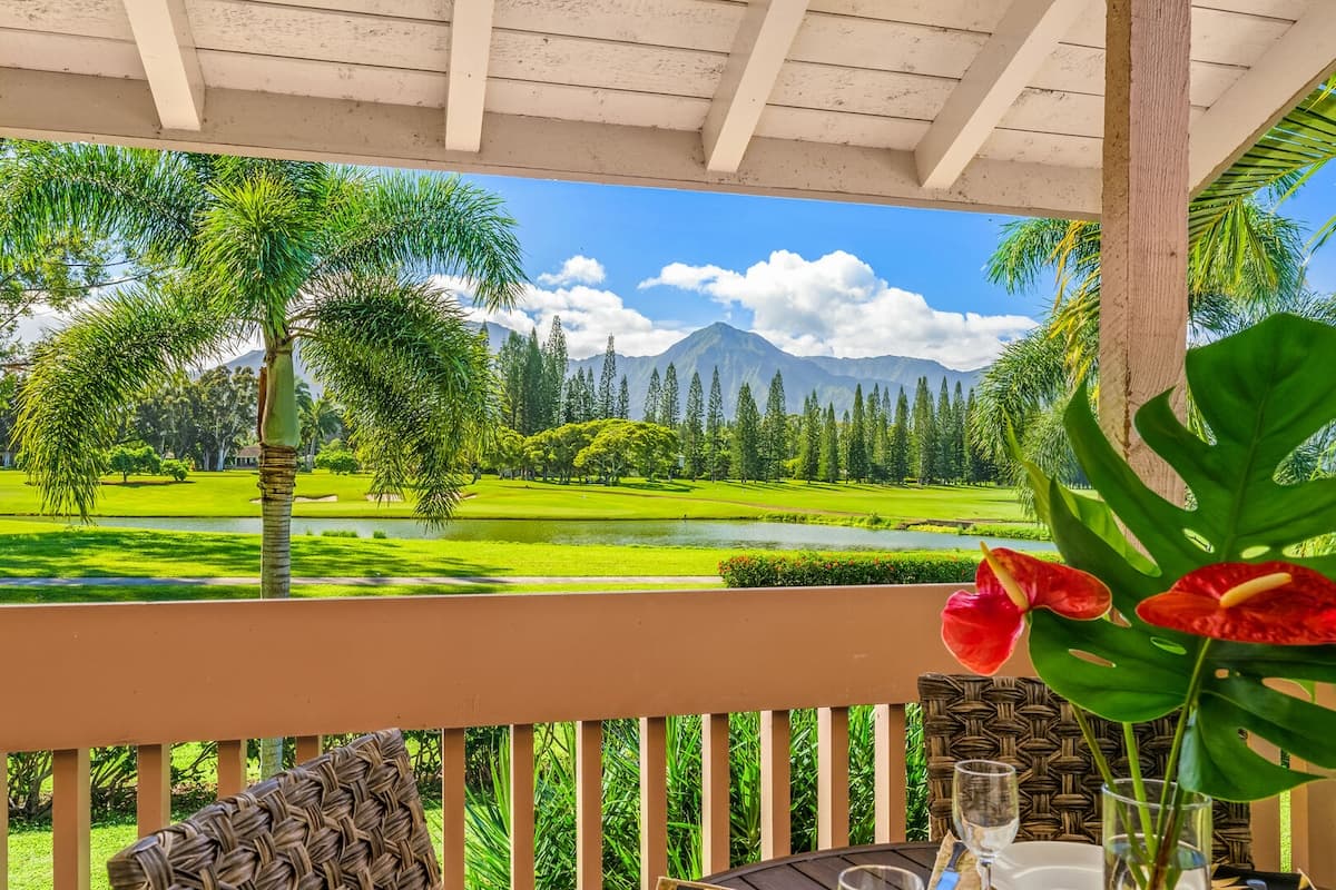 Condo in Princeville · ★4.8 · 1 bedroom · 2 beds · 1.5 private baths - Photo 1