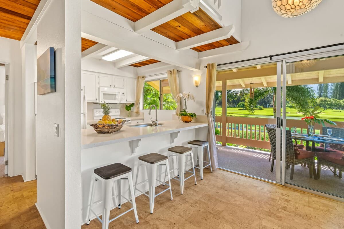 Condo in Princeville · ★4.55 · 2 bedrooms · 3 beds · 2.5 private baths - Photo 3