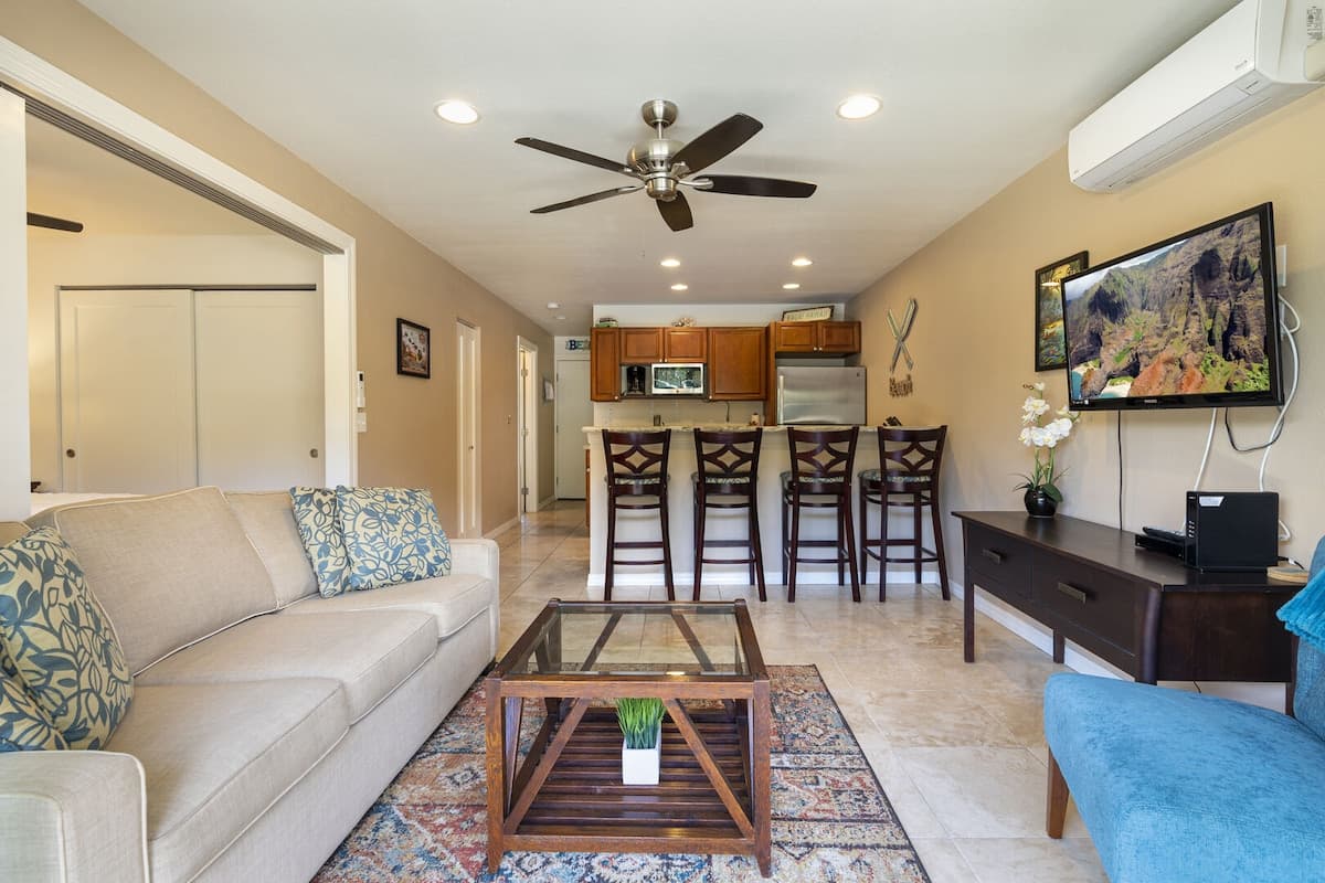 Condo in Kapaa · ★4.9 · 2 bedrooms · 3 beds · 1 private bath - Photo 1